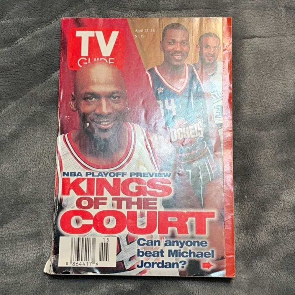 TV Guide Magazine Collection - Picture 6 of 8